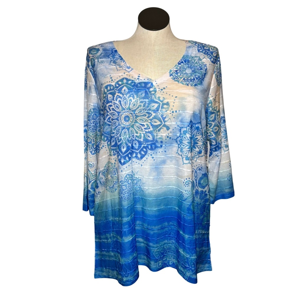 Time and Tru Blue Mandala Ombre V-Neck Tunic Top XL  NWT
